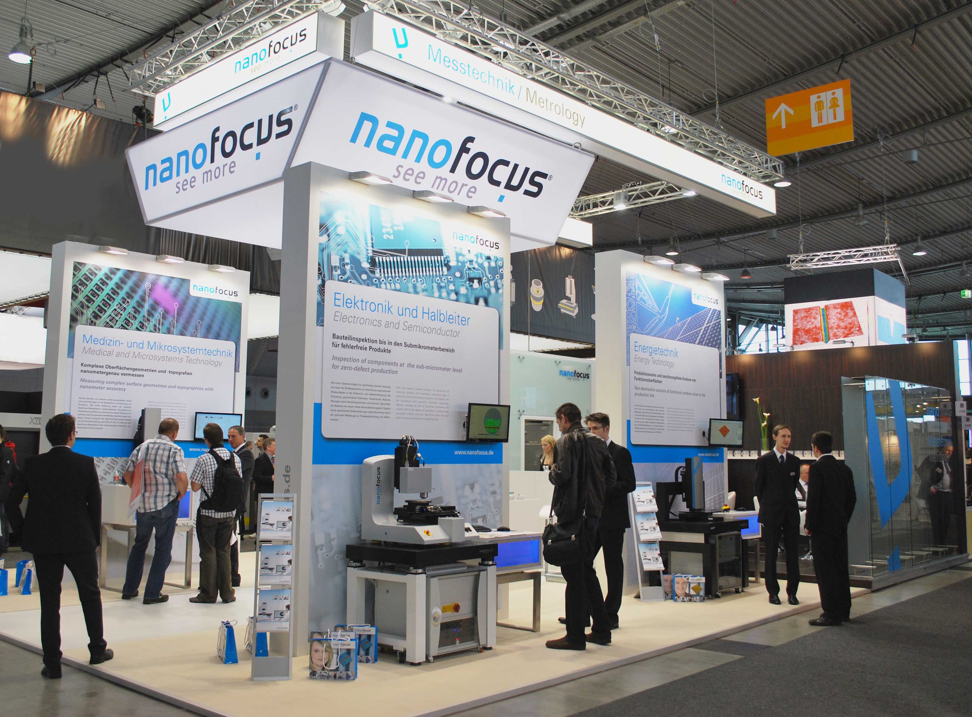 Messestand der NanoFocus AG auf der Control 2013